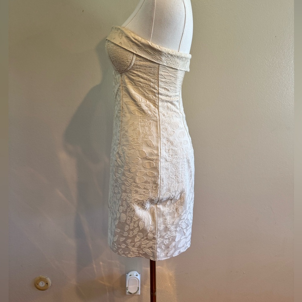 bebe Strapless Cream Textured Strapless Mini Dress - Picture 4 of 7